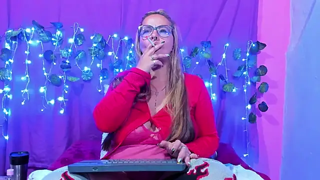 Snapshot of hazel_34 chatting on March 15, 2025, 8:26 am hazel 34 online show from March 15, 2025, 8:26 am