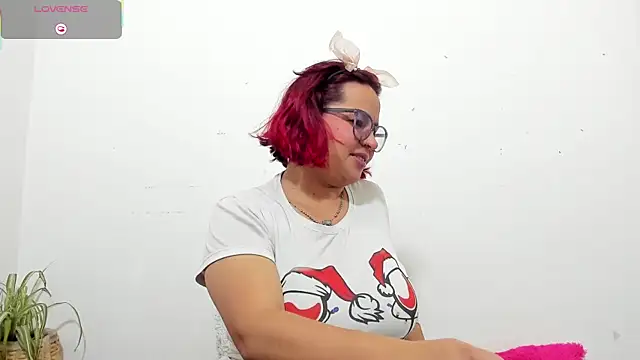 hazel 34 online show from April 12, 2026, 8:39 am