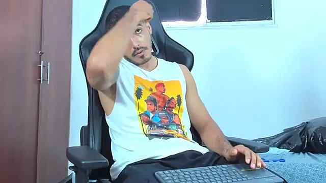 Snapshot of joris_vo chatting on January 13, 2025, 3:26 pm joris vo online show from January 13, 2025, 3:26 pm