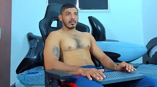 Snapshot of joris_vo chatting on January 19, 2025, 9:45 pm joris vo online show from January 19, 2025, 9:45 pm