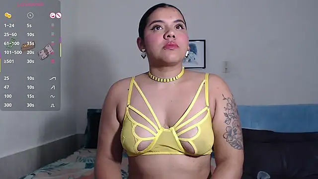 Snapshot of agata_22 chatting on October 27, 2025, 3:29 am agata 22 online show from October 27, 2025, 3:29 am