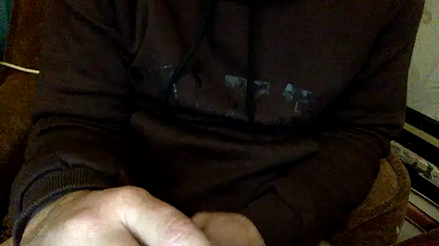 Snapshot of KristiDan chatting on November 27, 2025, 3:51 am KristiDan online show from November 27, 2025, 3:51 am