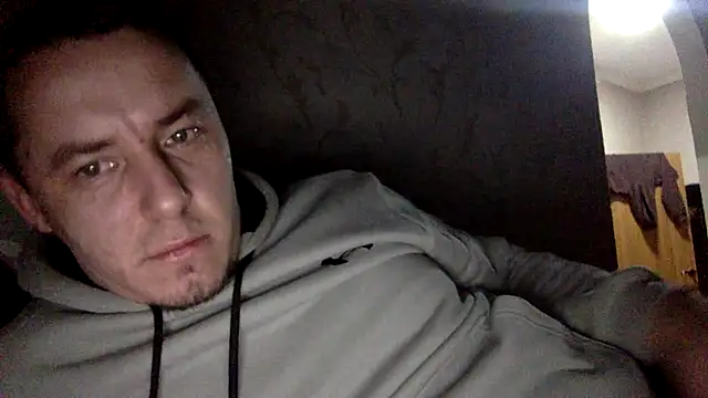 Snapshot of KristiDan chatting on November 25, 2025, 11:16 pm KristiDan online show from November 25, 2025, 11:16 pm