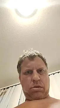 Snapshot of fukurbutt chatting on October 11, 2025, 10:22 pm fukurbutt online show from October 11, 2025, 10:22 pm