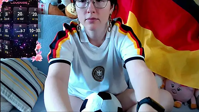 vaders daughter online show from June 15, 2026, 9:53 am