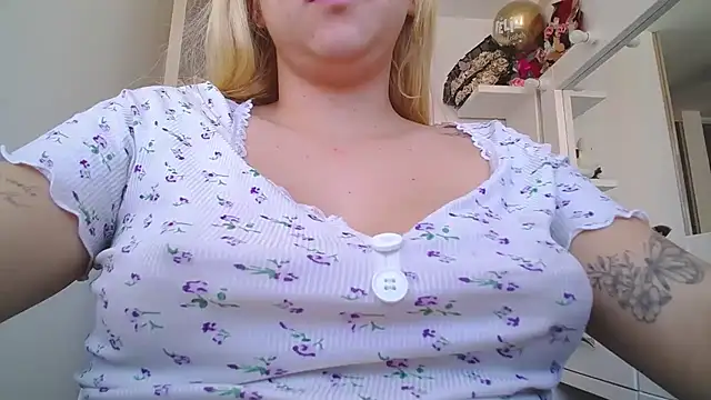 Barbie girl 69 online show from February 27, 2026, 4:07 pm