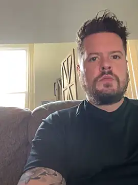 Snapshot of husband4555 chatting on November 26, 2025, 7:25 pm husband4555 online show from November 26, 2025, 7:25 pm