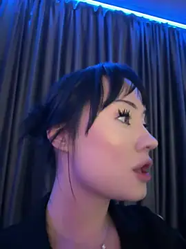 RollingGirls online show from March 9, 2025, 5:39 pm