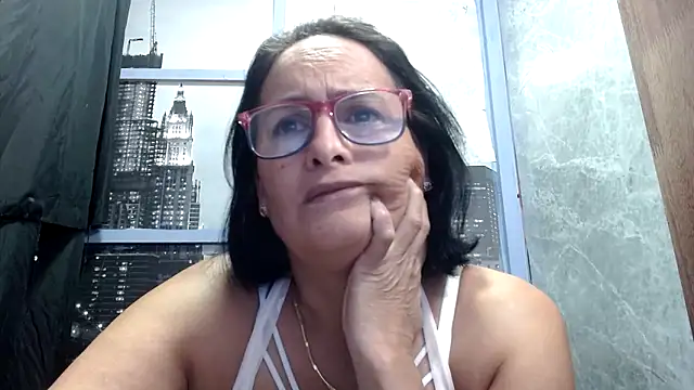 Nastylatinaxxx online show from November 22, 2025, 11:53 am