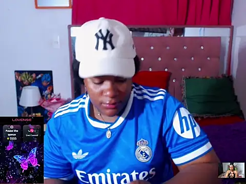 Snapshot of the_pearl199 chatting on April 4, 2026, 5:14 am the pearl199 online show from April 4, 2026, 5:14 am