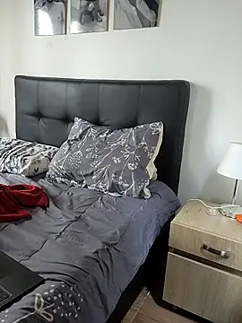 RachellGraham online show from October 28, 2025, 12:26 pm