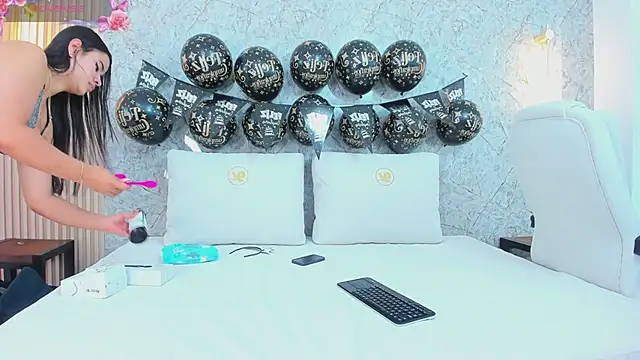 Snapshot of kate_ally chatting on December 14, 2024, 7:46 pm kate ally online show from December 14, 2024, 7:46 pm