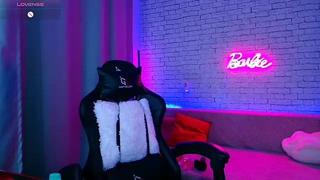 -Stacyy- online show from March 8, 2025, 12:55 am