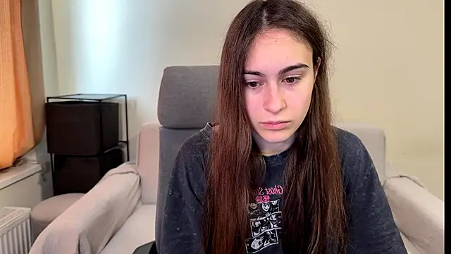 Snapshot of AliceKolltt chatting on February 7, 2026, 11:29 am AliceKolltt online show from February 7, 2026, 11:29 am