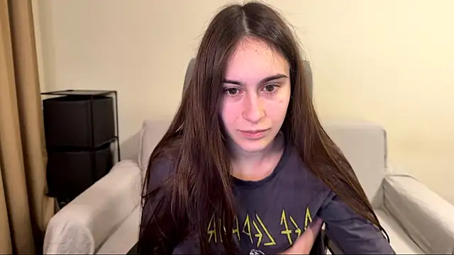 AliceKolltt online show from March 25, 2026, 9:14 pm