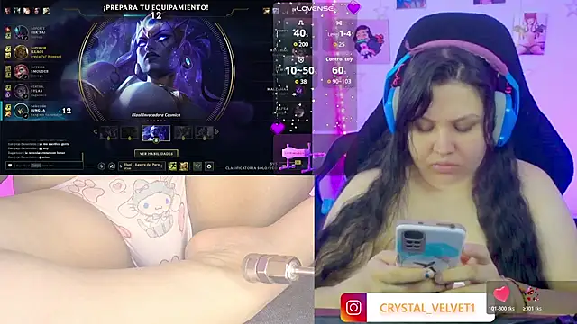 Snapshot of crystal7u7 chatting on October 25, 2025, 8:42 pm crystal7u7 online show from October 25, 2025, 8:42 pm