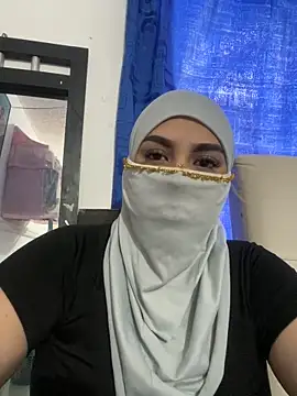 Snapshot of haddy_ss chatting on January 14, 2025, 8:04 pm haddy ss online show from January 14, 2025, 8:04 pm
