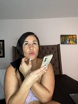 Snapshot of manuela_star chatting on February 10, 2026, 6:40 pm manuela star online show from February 10, 2026, 6:40 pm