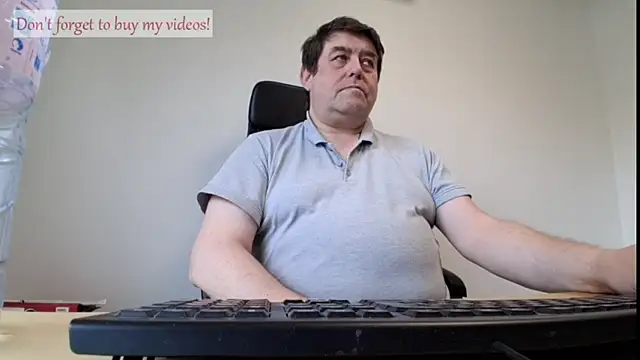 Snapshot of sympatrique chatting on June 17, 2026, 7:41 am sympatrique online show from June 17, 2026, 7:41 am