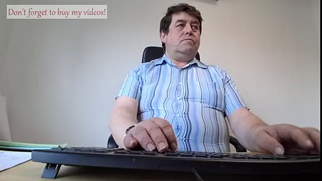 Snapshot of sympatrique chatting on June 18, 2026, 2:44 pm sympatrique online show from June 18, 2026, 2:44 pm