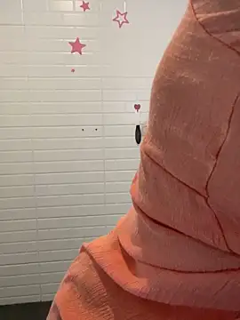 Snapshot of HumbleJess chatting on January 17, 2026, 7:01 am HumbleJess online show from January 17, 2026, 7:01 am