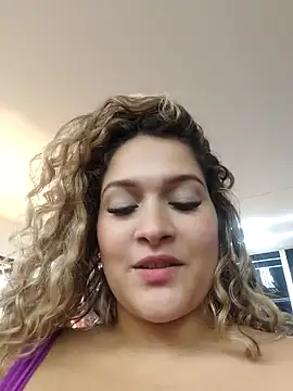 Sara smiiith211 online show from March 8, 2025, 1:50 am