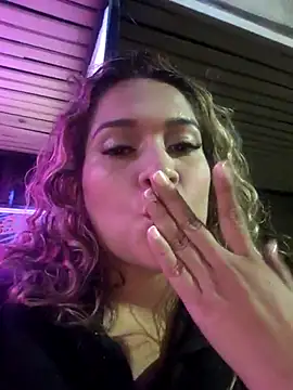 Sara smiiith211 online show from March 21, 2025, 3:44 am