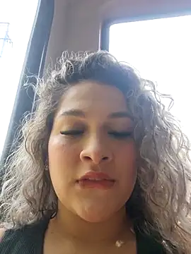 Snapshot of Sara_smiiith211 chatting on February 11, 2026, 3:34 pm Sara smiiith211 online show from February 11, 2026, 3:34 pm