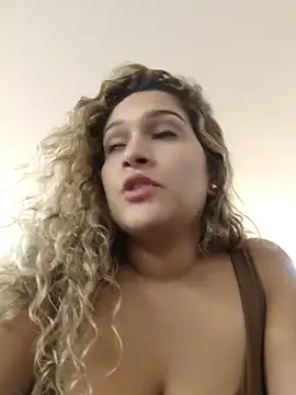 Sara smiiith211 online show from February 16, 2025, 12:08 am