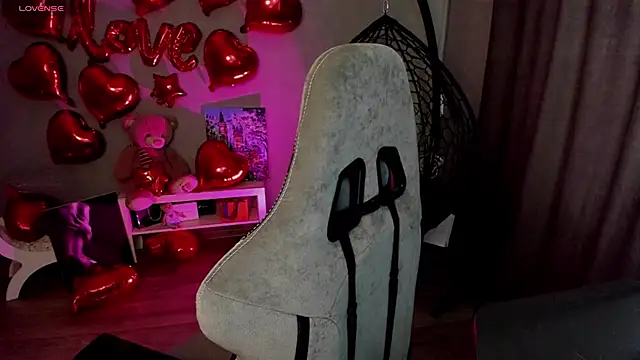 lily williamss online show from February 28, 2025, 3:59 am