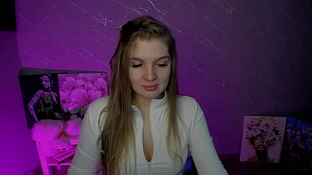Snapshot of lily_williamss chatting on May 15, 2026, 11:36 pm lily williamss online show from May 15, 2026, 11:36 pm