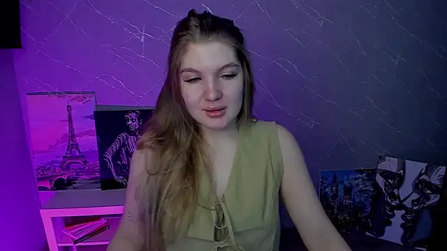 Snapshot of lily_williamss chatting on April 29, 2026, 12:15 am lily williamss online show from April 29, 2026, 12:15 am