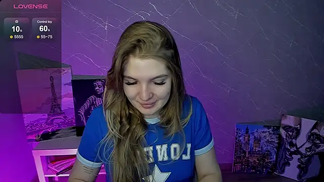 Snapshot of lily_williamss chatting on May 7, 2026, 12:04 am lily williamss online show from May 7, 2026, 12:04 am