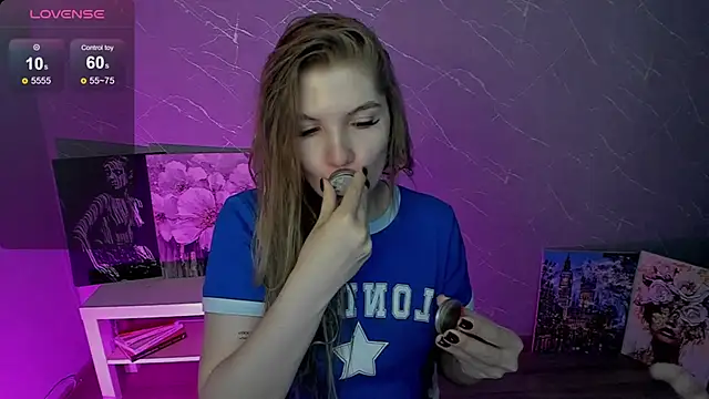 Snapshot of lily_williamss chatting on May 11, 2026, 12:12 am lily williamss online show from May 11, 2026, 12:12 am