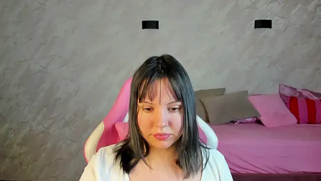 Stacy Luv online show from February 25, 2026, 9:20 am