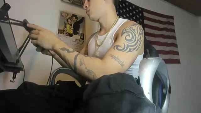 Snapshot of charlie_hotxxx chatting on February 14, 2026, 3:29 am charlie hotxxx online show from February 14, 2026, 3:29 am