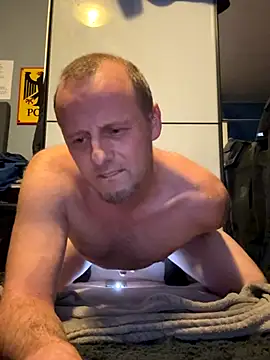 Snapshot of SchwuleHure chatting on October 11, 2025, 9:05 pm SchwuleHure online show from October 11, 2025, 9:05 pm