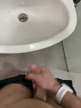 Snapshot of Siggidc2n chatting on February 25, 2025, 11:21 am Siggidc2n online show from February 25, 2025, 11:21 am