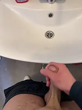 Snapshot of Siggidc2n chatting on February 26, 2026, 1:00 pm Siggidc2n online show from February 26, 2026, 1:00 pm