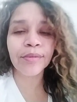 Alma Sexyy online show from December 3, 2025, 7:35 pm