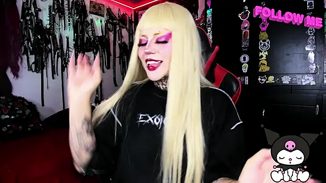 jannaink  online show from October 10, 2025, 9:37 pm