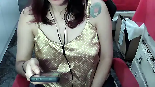 Snapshot of ManuEscarlate13 chatting on February 26, 2026, 7:19 am ManuEscarlate13 online show from February 26, 2026, 7:19 am