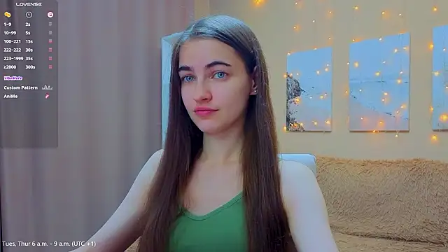 Snapshot of AstoriyaNight chatting on March 26, 2026, 5:17 am AstoriyaNight online show from March 26, 2026, 5:17 am