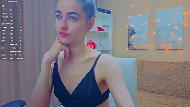 Snapshot of AstoriyaNight chatting on March 15, 2026, 3:02 am AstoriyaNight online show from March 15, 2026, 3:02 am