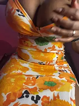 Cherrytowild online show from July 7, 2026, 7:28 pm