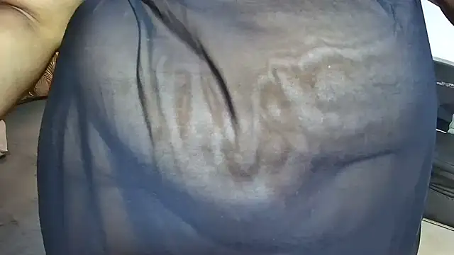 Snapshot of BustyThickyAss chatting on May 25, 2026, 1:32 pm BustyThickyAss online show from May 25, 2026, 1:32 pm