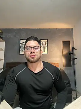 Snapshot of Mike_montoya1 chatting on August 8, 2026, 8:10 am Mike montoya1 online show from August 8, 2026, 8:10 am