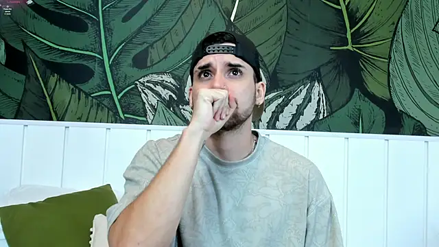 Mike montoya1 online show from November 28, 2025, 5:46 pm