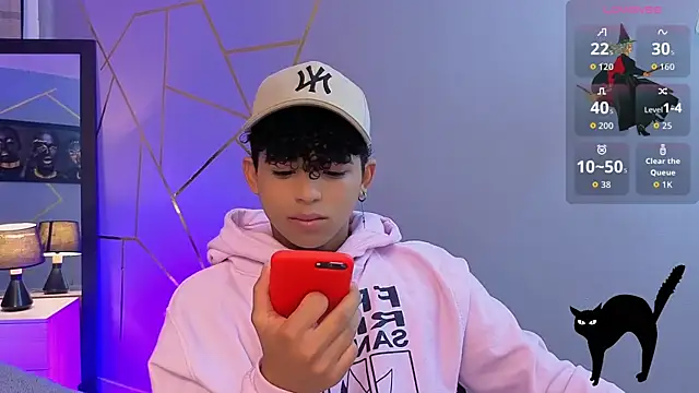 Noah Smith04 online show from October 27, 2025, 3:13 pm