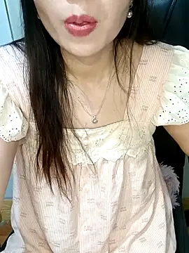 Snapshot of Blythe_69 chatting on September 27, 2025, 12:22 pm Blythe 69 online show from September 27, 2025, 12:22 pm